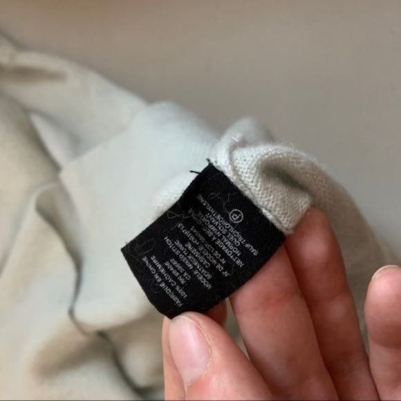 THEORY CASHMERE CREW NECK PUFF BALLOON SLEEVE PALE BLUE SPLIT HEM SWEATER M - Picture 7 of 8